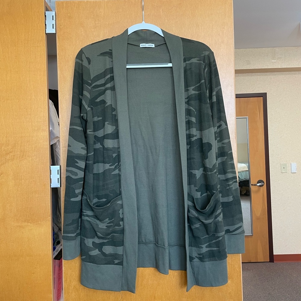 Sweet Romeo camo cardigan